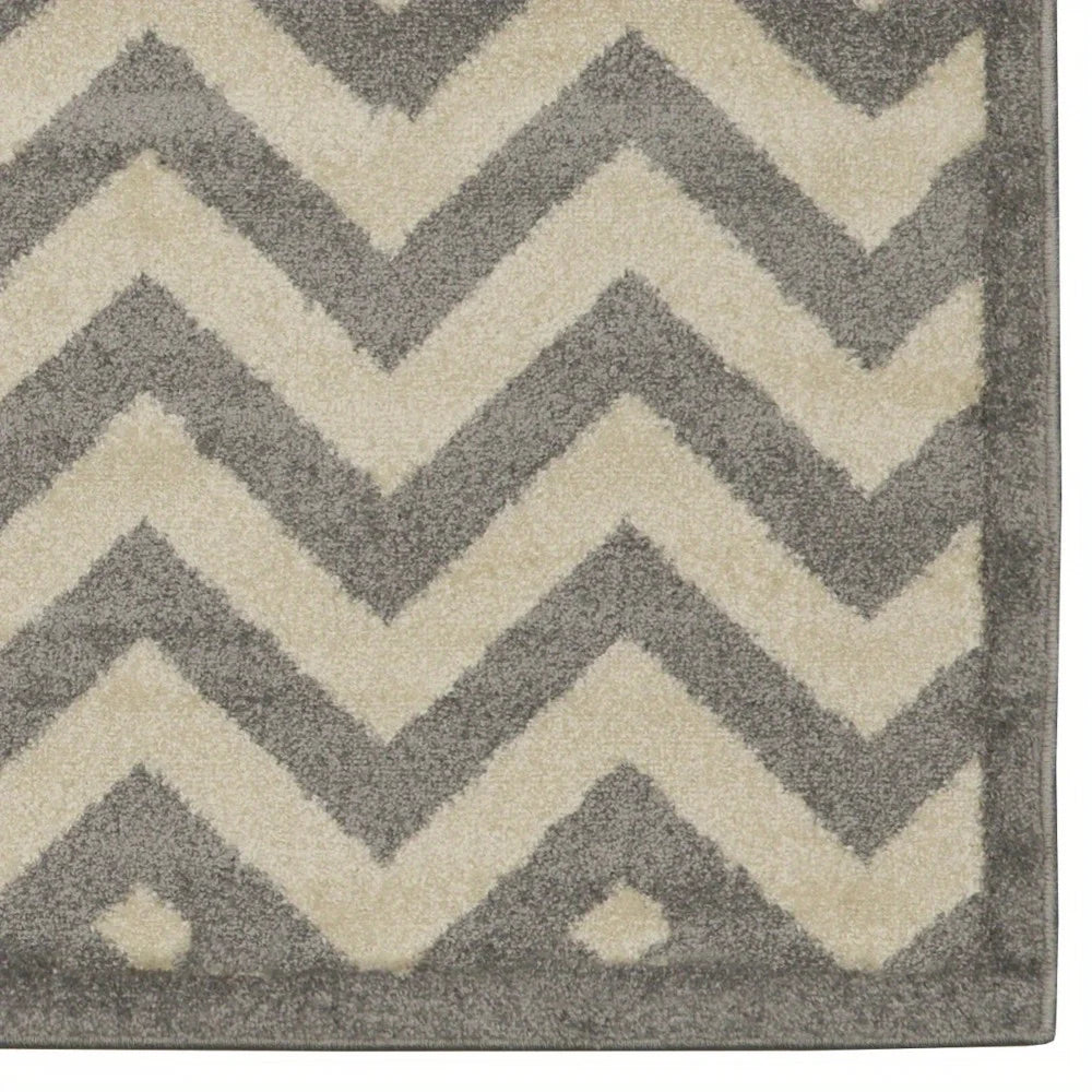Corfu Chevron – Grey & Cream Geometric Area Rug (44"x6")