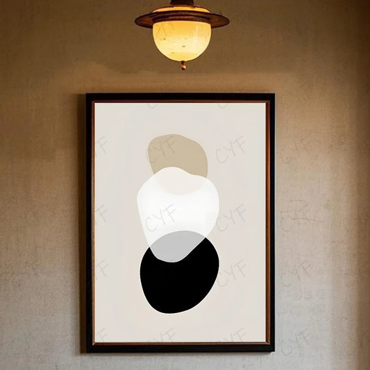 Centered Dot on Cream